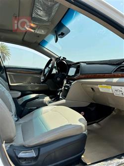 هیۆندای ئەلەنترا